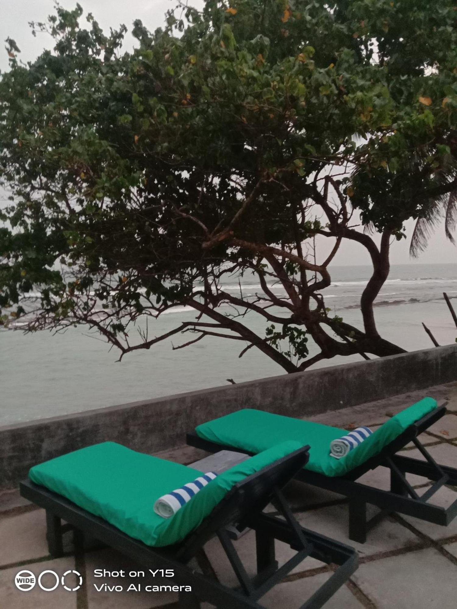 Villa Thalpe Breeze Unawatuna Esterno foto